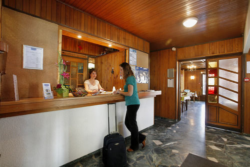 Hotel Eliova L'Eau Vive Шатель Экстерьер фото